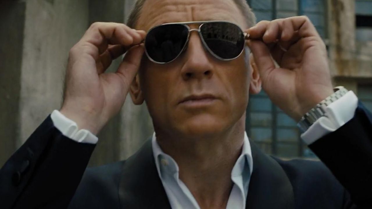 Lunette james bond deals